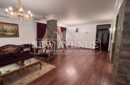 Apartment - 3 Bedrooms - 3 Bathrooms for sale in Saleh Magdy St. - Ard El Golf - Heliopolis - Masr El Gedida - Cairo