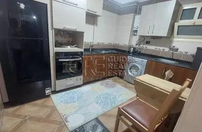 Apartment - 2 Bedrooms - 1 Bathroom for rent in Brazil St. - Zamalek - Cairo