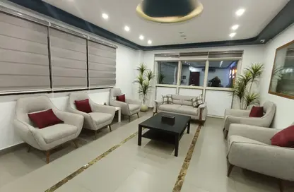 Clinic - Studio - 2 Bathrooms for rent in 2nd District - Sheikh Zayed City - Giza