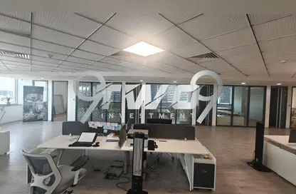 مساحات مكتبية - استوديو - 2 حمامات للايجار في شارع مجمع البنوك - شارع التسعين الجنوبي - التجمع الخامس - مدينة القاهرة الجديدة - القاهرة