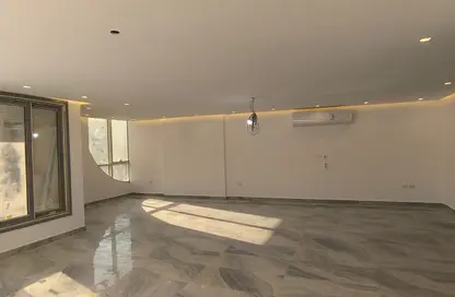 Office Space - Studio - 3 Bathrooms for rent in Al Thawra St. - El Korba - Heliopolis - Masr El Gedida - Cairo
