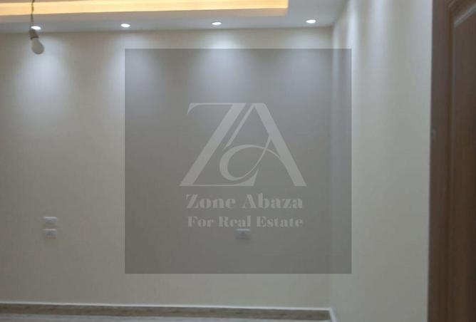 8339509 - Property Image 3