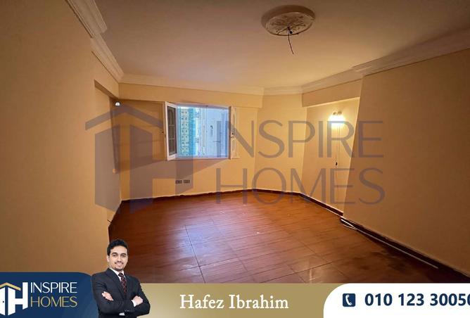 8285881 - Property Image 3