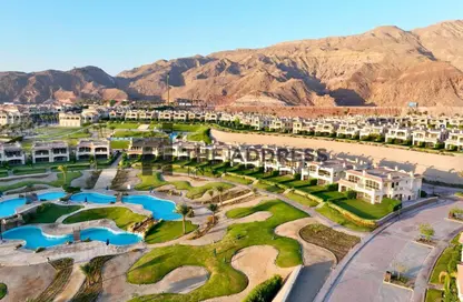 فيلا - 3 غرف نوم - 3 حمامات للبيع في لافيستا 6 - لافيستا - العين السخنة - السويس