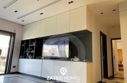 Apartment - 2 Bedrooms - 3 Bathrooms for rent in The Courtyards - Sheikh Zayed Compounds - Sheikh Zayed City - Giza