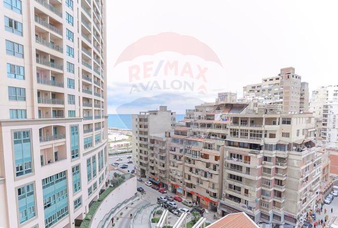 8201391 - Property Image 2