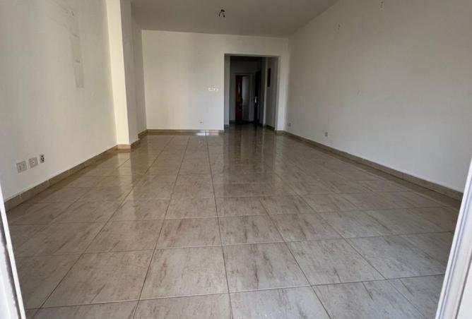 8231823 - Property Image 2