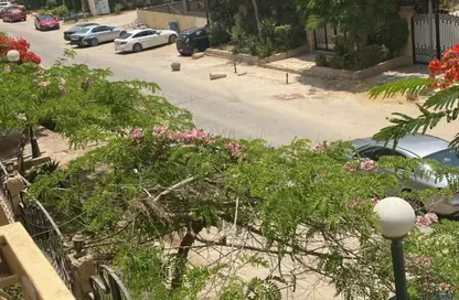 Apartment - 2 Bedrooms - 2 Bathrooms for sale in Bank Center Street - South Teseen St. - The 5th Settlement - New Cairo City - Cairo