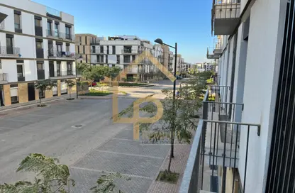 Apartment - 3 Bedrooms - 3 Bathrooms for sale in The Courtyards - Sheikh Zayed Compounds - Sheikh Zayed City - Giza
