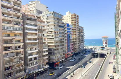 Apartment - 4 Bedrooms - 3 Bathrooms for sale in Mohamed Anwar El Sadat - Forty Five St. - El Asafra Bahary - Asafra - Hay Than El Montazah - Alexandria