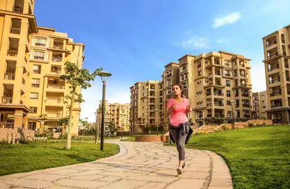 Apartment - 2 Bedrooms - 2 Bathrooms for sale in Madinaty - Cairo