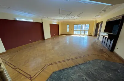 Apartment - 3 Bedrooms - 3 Bathrooms for sale in El Manial - Hay El Manial - Cairo