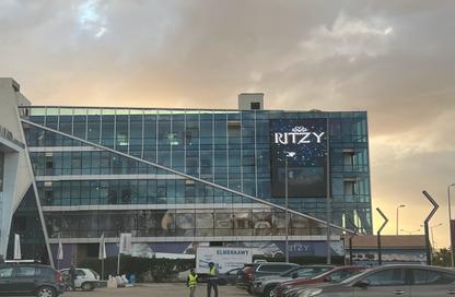 Retail - Studio - 2 Bathrooms for rent in Ritzy - Al Shabab St. - Sheikh Zayed City - Giza