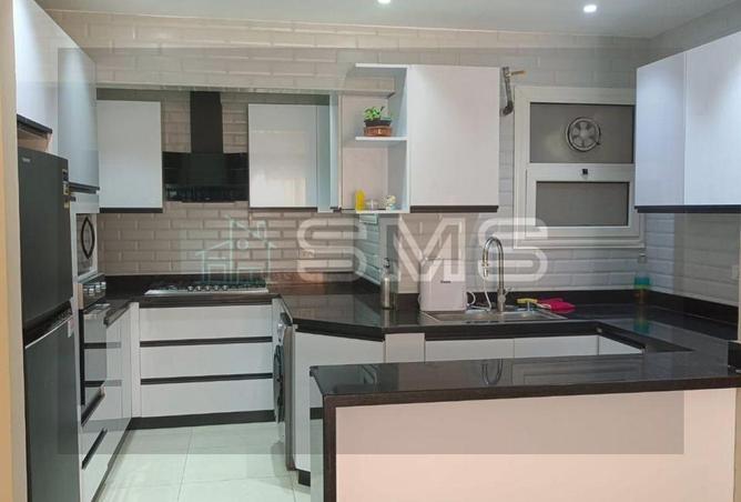 8204270 - Property Image 2