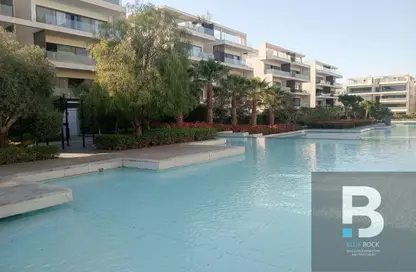 Apartment - 2 Bedrooms - 2 Bathrooms for sale in Lake View Residence - 5th Settlement Compounds - The 5th Settlement - New Cairo City - Cairo