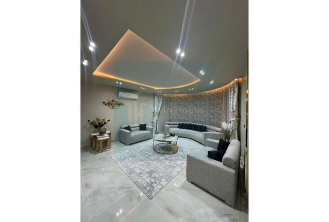 7915377 - Property Image 3