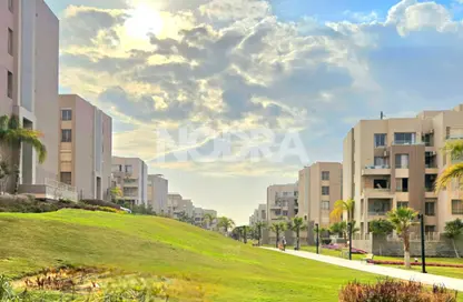Apartment - 2 Bedrooms - 2 Bathrooms for sale in Village Gardens Katameya - 5th Settlement Compounds - The 5th Settlement - New Cairo City - Cairo