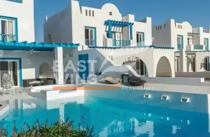 شاليه - 2 غرف نوم - 2 حمامات للبيع في ماونتن فيو راس الحكمة - راس الحكمة - الساحل الشمالي
