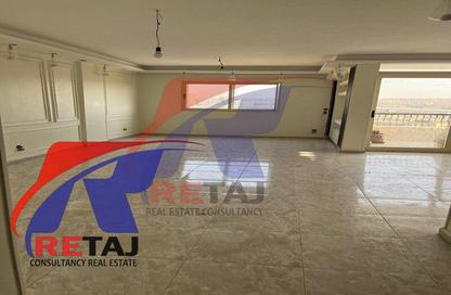 Apartment - 3 Bedrooms - 2 Bathrooms for sale in Al Fadl Ibn Rabie St. - 7th District - Nasr City - Cairo