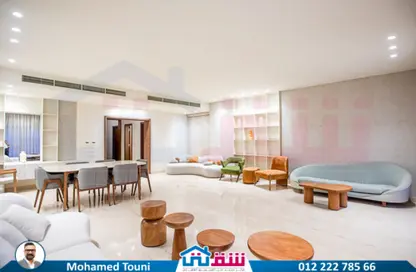 Villa - 5 Bedrooms - 3 Bathrooms for sale in Smouha - Hay Sharq - Alexandria