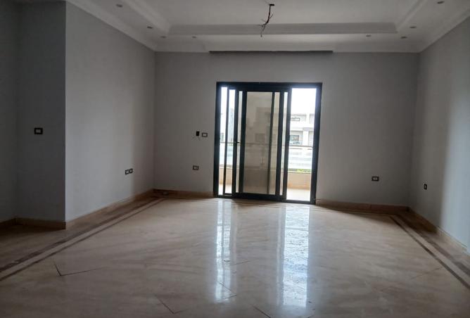 8374460 - Property Image 3