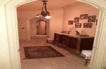 Apartment - 4 Bedrooms - 4 Bathrooms for sale in Ard El Golf - Heliopolis - Masr El Gedida - Cairo