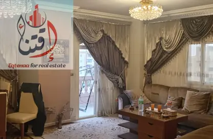 Apartment - 2 Bedrooms - 1 Bathroom for rent in 11th District - Sheikh Zayed City - Giza
