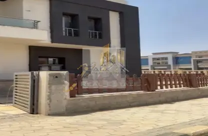 منزل مزدوج - 4 غرف نوم - 5 حمامات للبيع في مدينة وصال - كمبوندات الشروق - مدينة الشروق - القاهرة