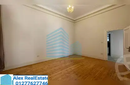 Office Space - Studio - 2 Bathrooms for rent in Omar Lotfy St.   Mahatet Al Raml Square - Raml Station - Hay Wasat - Alexandria