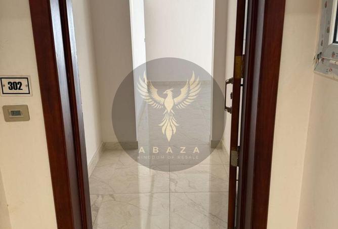 8302621 - Property Image 2