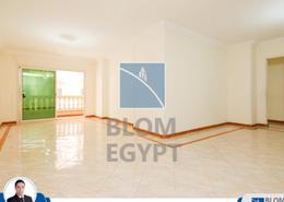 شقة - 3 غرف نوم - 3 حمامات for للبيع in شارع الشهيد جلال الدسوقى - وابور المياة - حي وسط - الاسكندرية