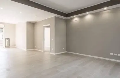 Apartment - 3 Bedrooms - 3 Bathrooms for sale in El Patio Oro - 5th Settlement Compounds - The 5th Settlement - New Cairo City - Cairo