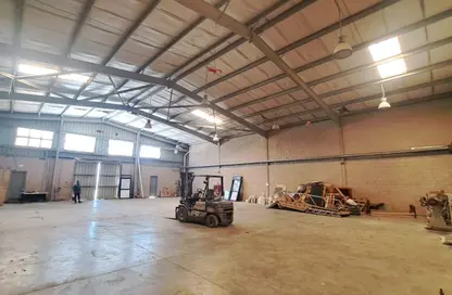 Factory - Studio - 2 Bathrooms for sale in Industrial Zone St   Al Central Road - Industrial Area - 6 October City - Giza