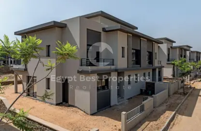 Apartment - 3 Bedrooms - 3 Bathrooms for sale in Swan Lake Residence - 5th Settlement Compounds - The 5th Settlement - New Cairo City - Cairo