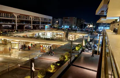 محل تجاري - استوديو - 2 حمامات للبيع في ويست جايت - كمبوندات 6 أكتوبر - مدينة 6 أكتوبر - الجيزة