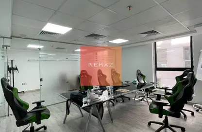 مكتب عمل جماعي - استوديو - 2 حمامات للايجار في وان قطامية - كمبوندات القطامية - القطامية - مدينة القاهرة الجديدة - القاهرة