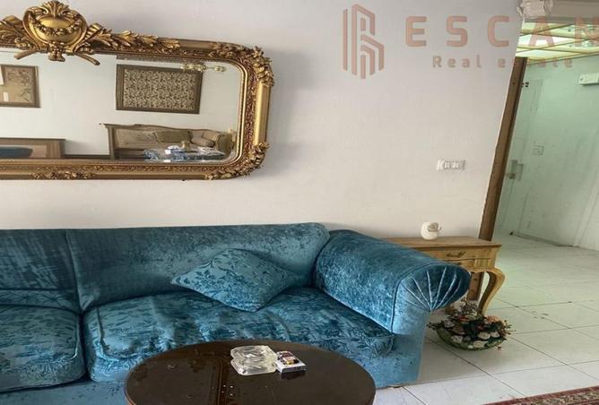 8371015 - Property Image 2