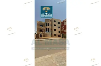 Villa - 7+ Bedrooms - 7+ Bathrooms for sale in 2nd District East - Shorouk City - Cairo