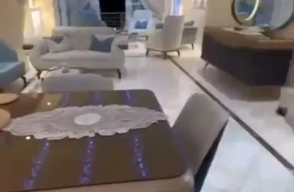 شقة - 3 غرف نوم - 2 حمامات للبيع في شارع طيبه - المهندسين - الجيزة