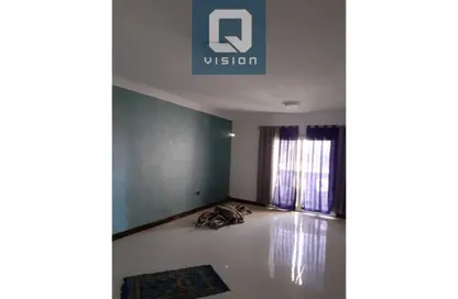 Apartment - 2 Bedrooms - 1 Bathroom for rent in 50th Street - Zahraa El Maadi - Hay El Maadi - Cairo