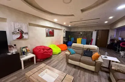Apartment - 2 Bedrooms - 2 Bathrooms for sale in 10th Sector - Zahraa El Maadi - Hay El Maadi - Cairo