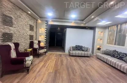 Apartment - 4 Bedrooms - 2 Bathrooms for rent in Al Sheikh Abdullah Mosalamy St. - El Banafseg 7 - El Banafseg - New Cairo City - Cairo