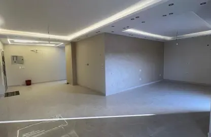 Apartment - 3 Bedrooms - 2 Bathrooms for rent in North Lotus - El Lotus - New Cairo City - Cairo