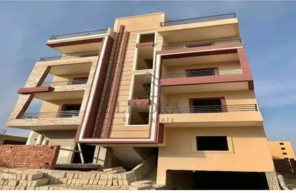 شقة - 3 غرف نوم - 2 حمامات للبيع في شارع النوادي - حدائق اكتوبر - مدينة 6 أكتوبر - الجيزة