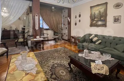 Apartment - 3 Bedrooms - 2 Bathrooms for sale in Shaarawy St. - Laurent - Hay Sharq - Alexandria