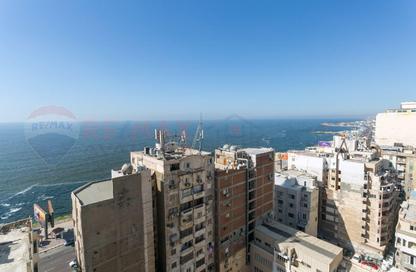 شقة - 5 غرف نوم - 4 حمامات للبيع في سبورتنج - حي شرق - الاسكندرية