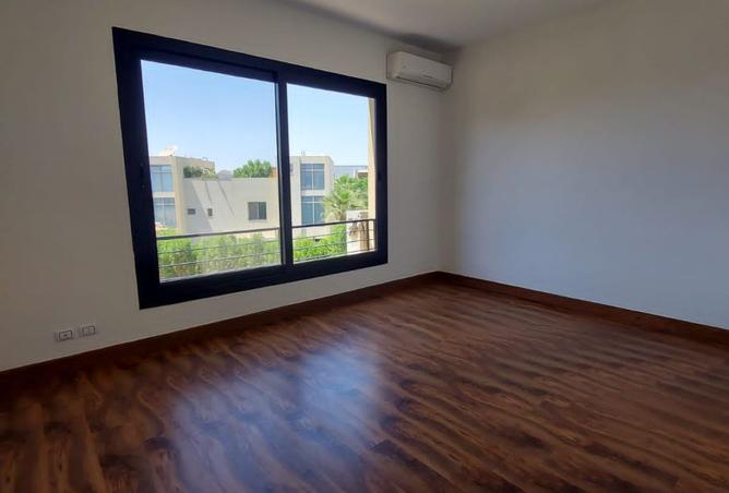 8421641 - Property Image 2