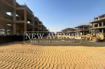 Villa - 3 Bedrooms - 3 Bathrooms for sale in Eastshire compound - 5th Settlement Compounds - The 5th Settlement - New Cairo City - Cairo