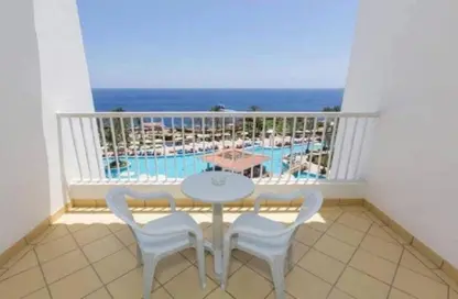 Chalet - 3 Bedrooms - 3 Bathrooms for sale in Direction White - Ras Al Hekma - North Coast