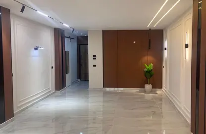 Apartment - 3 Bedrooms - 2 Bathrooms for sale in 4th Area - Shorouk City - Cairo
